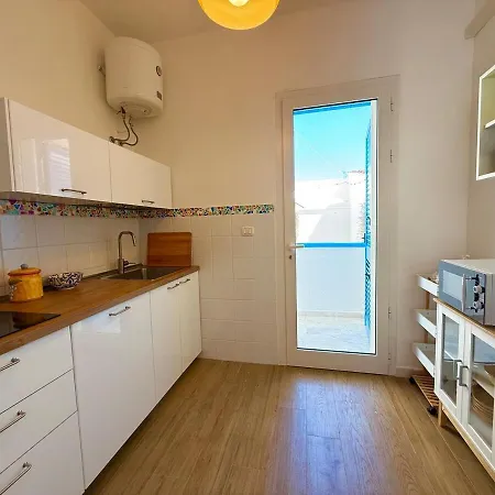 Ranieri-casa Con Vista A Campo Di Mare Tatil Evi *