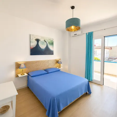 Ranieri- Fronte Mare, Ac, Wi-fi E Giardino Nyaraló *